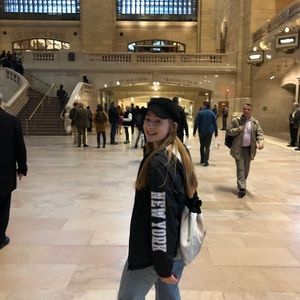 Meet your Posher, Kaitlin